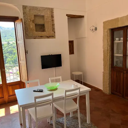 La Rupe Daire Tropea