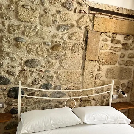 La Rupe Apartment *